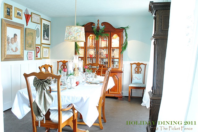 holiday dining room