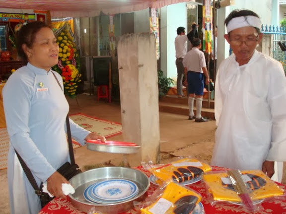 XuyenMocDieuTangNhaAnhViet_04.JPG