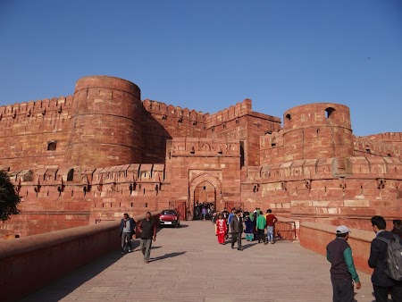 02. Agra Fort, India.JPG