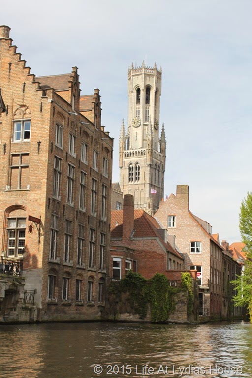 [Bruges%2520Clock%2520Tower%2520from%2520the%2520canal%255B12%255D.jpg]