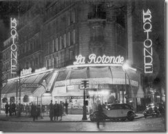 VUE NOCTURNE DU RESTAURANT LA ROTONDE A PARIS EN 1939