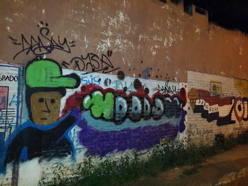 Graffiti Escuela Tomasa
