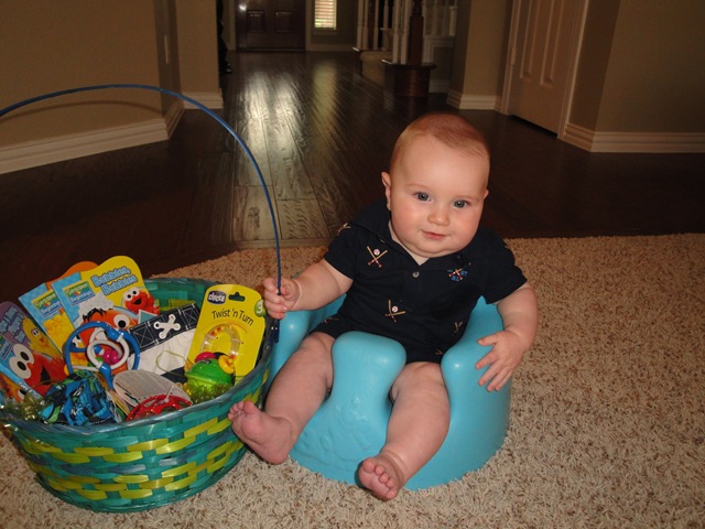 [7.%2520%2520Knox%2520smiling%2520with%2520easter%2520basket%255B3%255D.jpg]