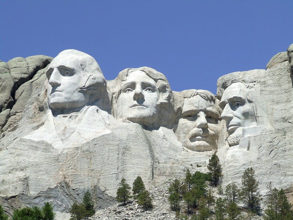 [Full%2520view%2520of%2520Mount%2520Rushmore%2520-%2520National%2520Parks%2520Image.jpg]