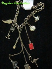 Alice charm necklace, hyphen