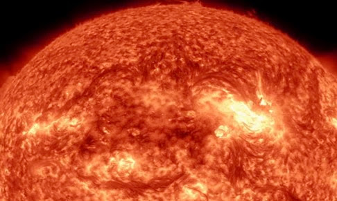 La superficie del sol en resolución 4K