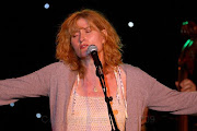 Eddi Reader