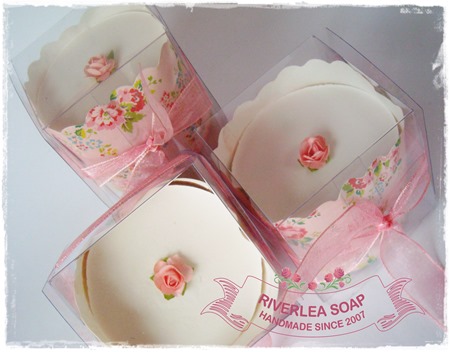 Cupcake soaps - Riverlea soap-003