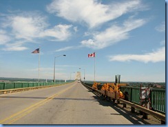 5302 border U.S. and Canada - International Bridge