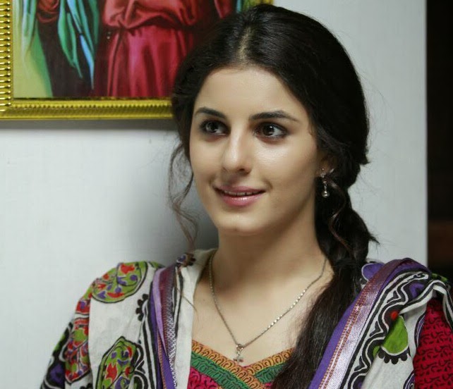 [Isha_Talwar_new_photos%255B3%255D.jpg]
