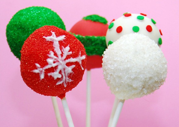 christmas_ornament_cake_pops_by_keriwgd-d322r5w