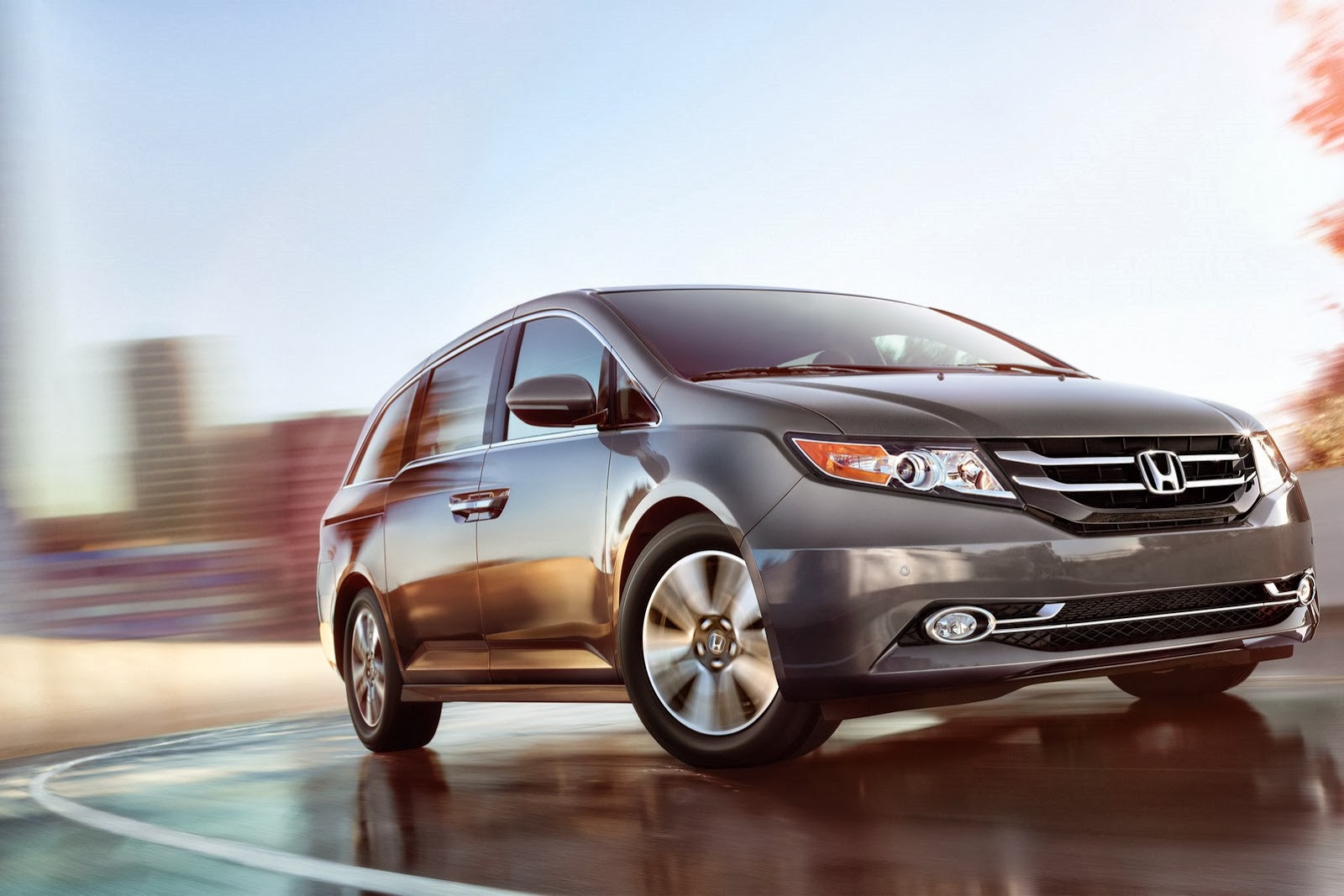 [2014-Honda-Odyssey-1%255B2%255D.jpg]