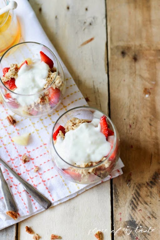 Strawberry-Bircher-Muesli-by-Place-Of-My-Taste-for-The-36th-Avenue-recipe-breakfast-healhtyeating-4