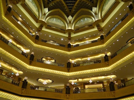 08. Emirates Palace - interior.JPG