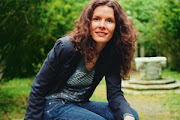 Edie Brickell