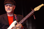 Phil Keaggy