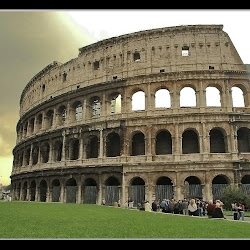 68- Anfiteatro flavio o Coliso de Roma (exterior)