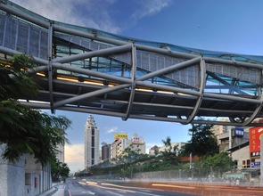puente peatonal de acero en taiwan