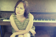 Iris Dement