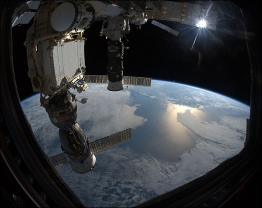 Earth-from-the-ISS-photos-by-Astronaut-Ron-Garan-0007-960x636