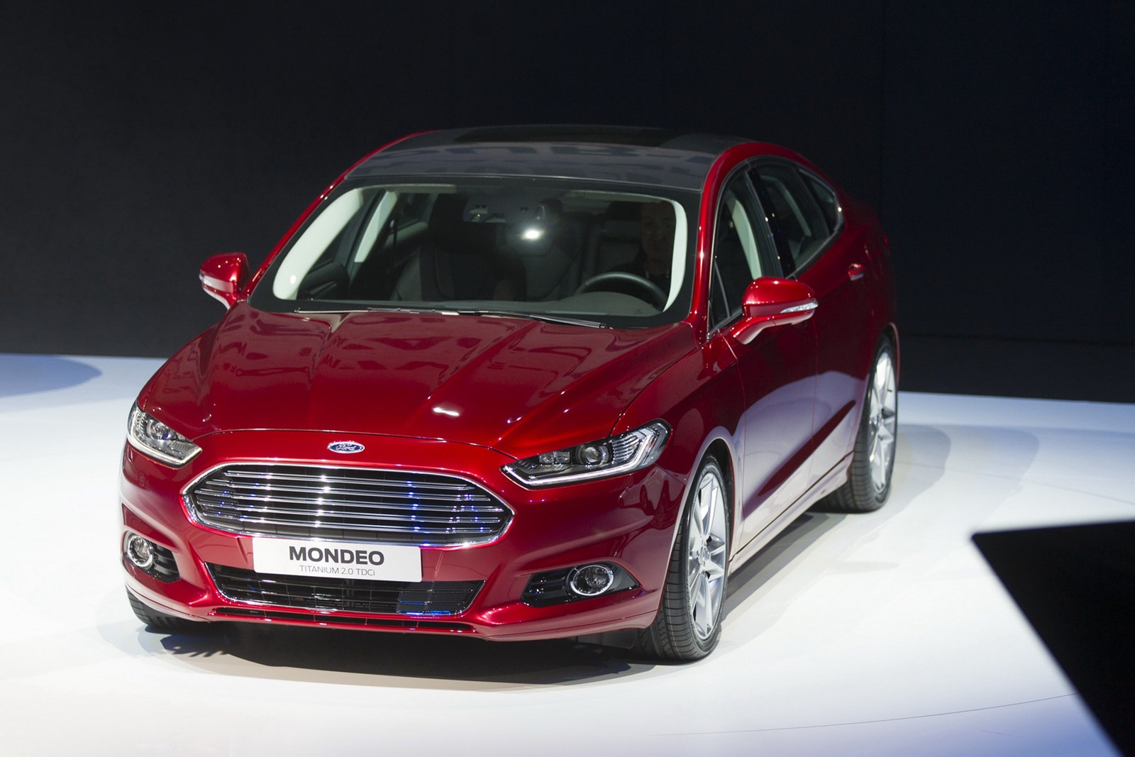[2013-Ford-Mondeo-18%255B2%255D.jpg]