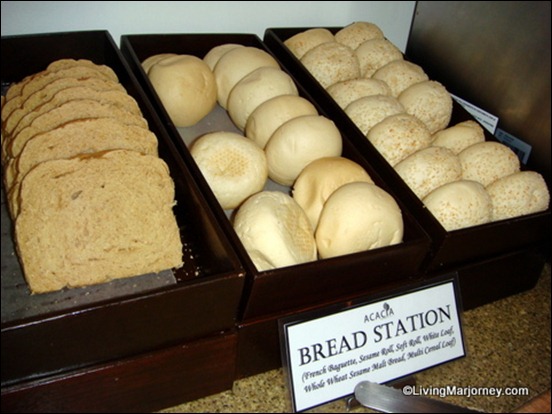 Acaci’s Bread Station