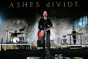 ASHES dIVIDE
