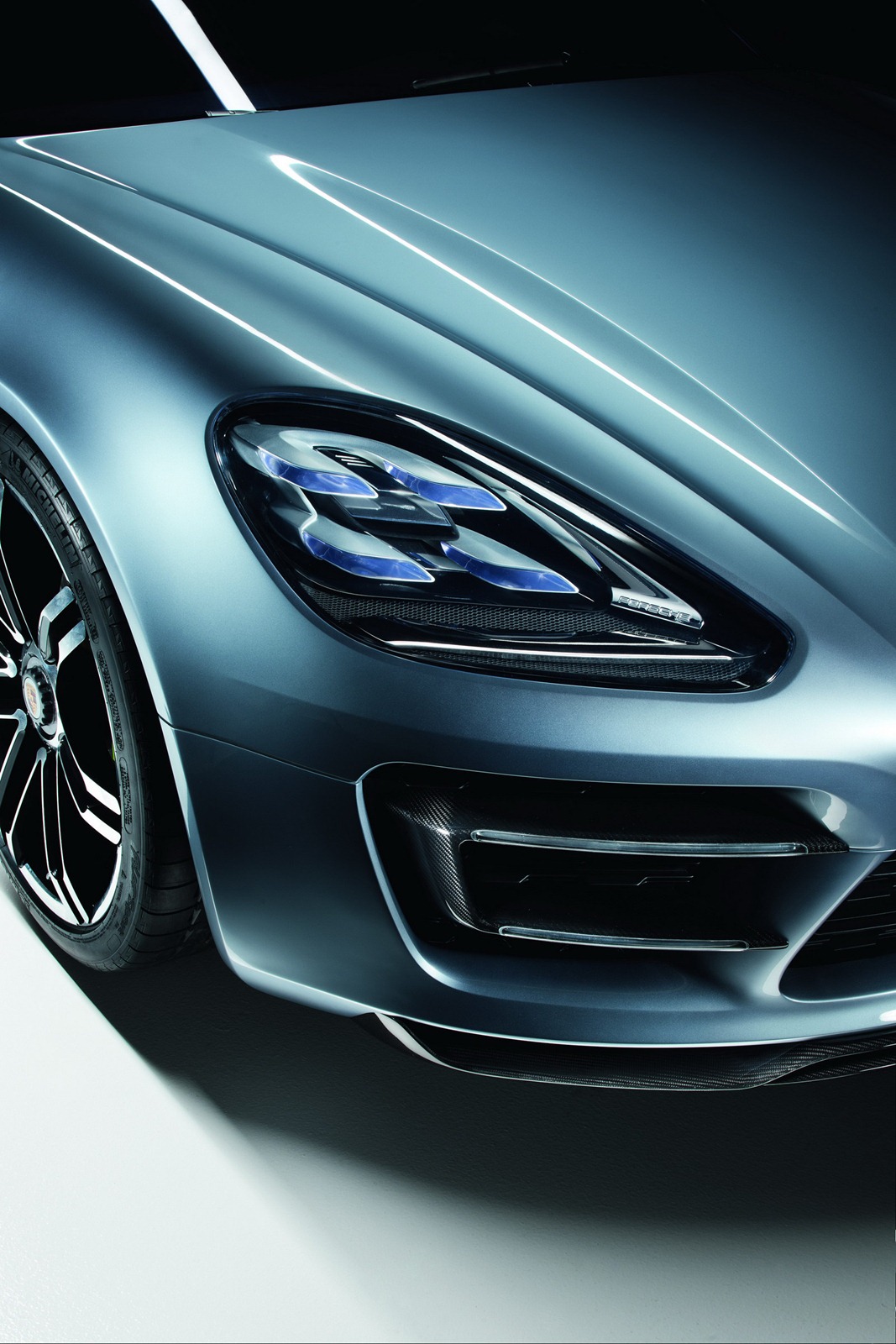 [Porsche-Panamera-Sport-Turismo-28%255B2%255D.jpg]