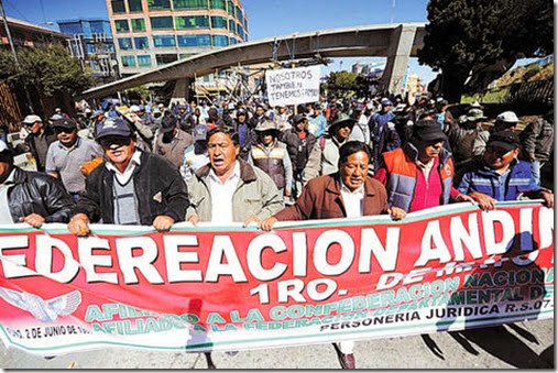 Sin bloqueos, choferes de El Alto retoman protestas #ParoAbusivo