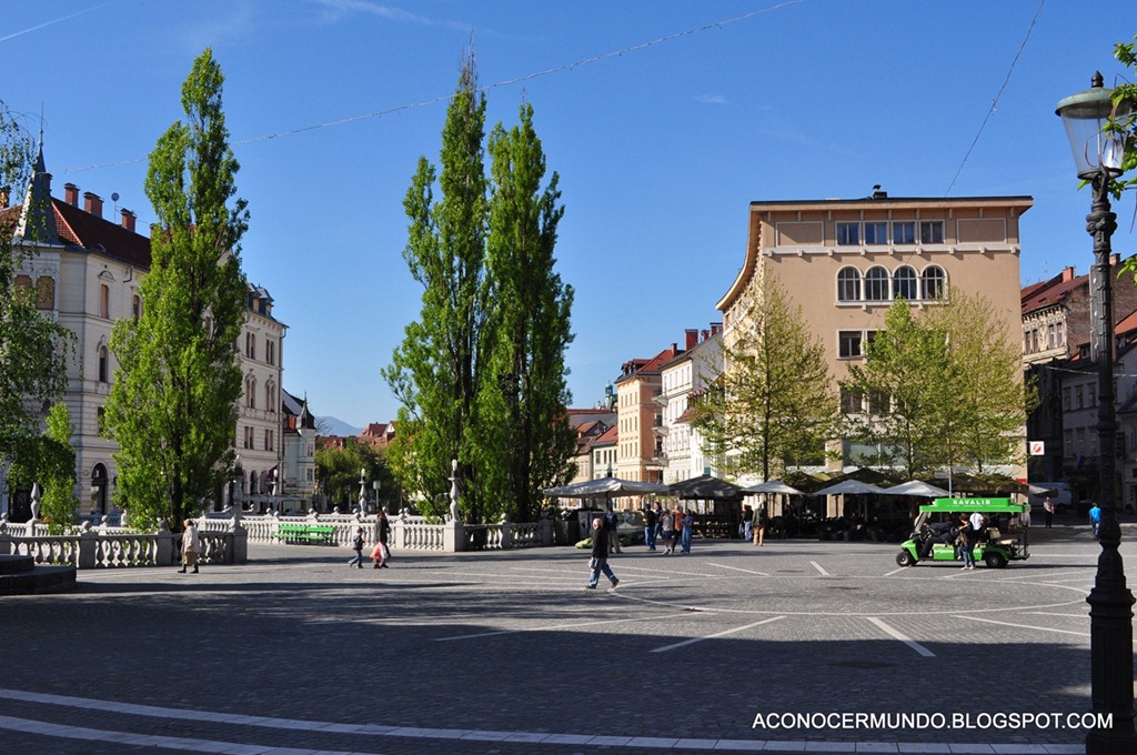 [028-Liubliana-Plaza-Preseren-DSC_076%255B2%255D.jpg]