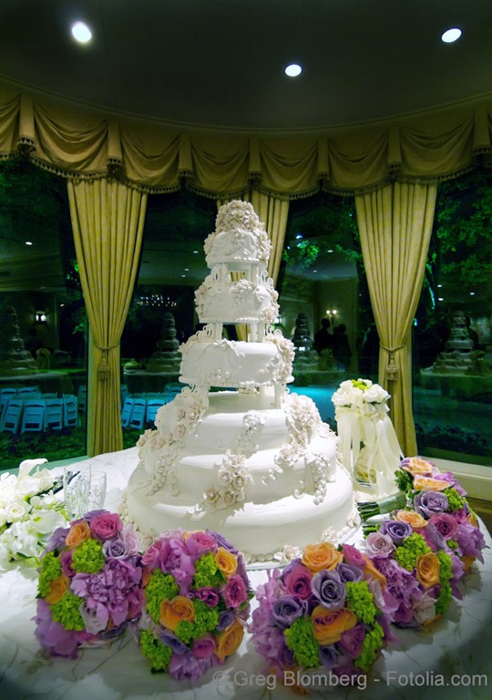 [Wedding-Cake3.jpg]