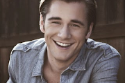 Luke Benward