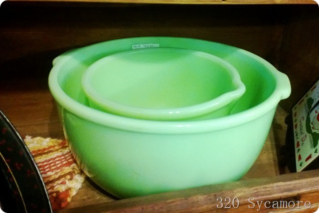 jade bowls