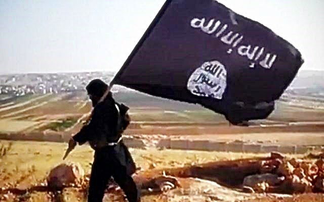 [IS-ISIS-ISIL%2520black%2520flag%2520%2526%2520hooded%2520terrorist%255B3%255D.jpg]