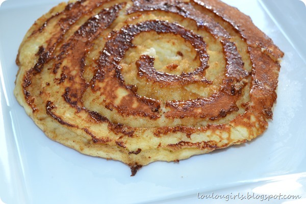 Cinnamon-roll-pancake-recipe (22)