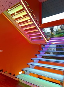 ESCALERAS-ILUMINADAS ESCALERAS-ILUMINADAS