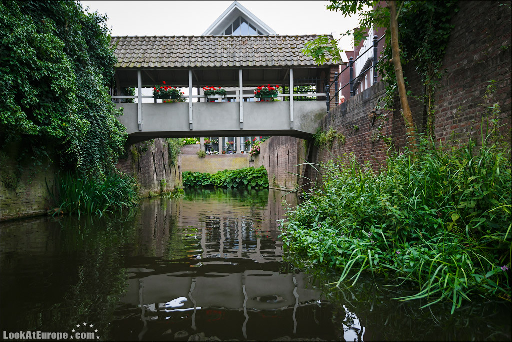 LookAtEurope.com - Фотогалоп по Европе. Чехия, Германия, Голландия.  Подземные каналы города Хертогенбош | Holland, Binnendieze in Hertogenbosch