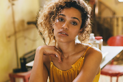 Izzy Bizu