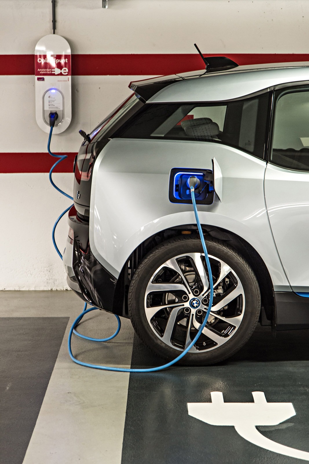 [2014-BMW-i3-117%255B3%255D.jpg]