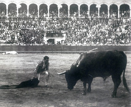 1915-09-29 Sevilla Miura 001