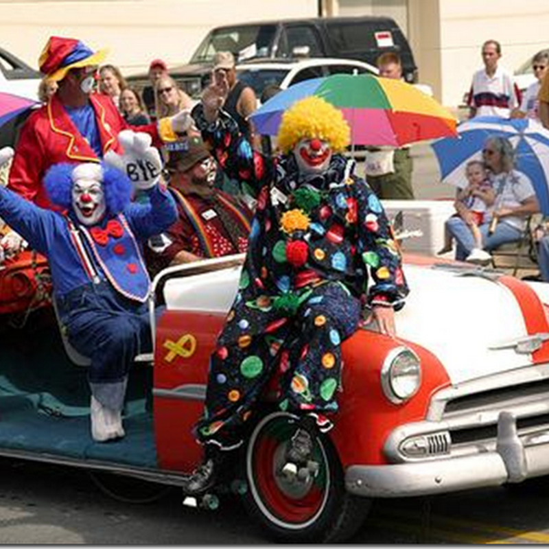 The Flying Pie: Here Comes The Clown Car