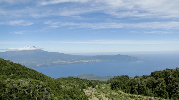 Vulcão Calbuco e Lago Llanquihue