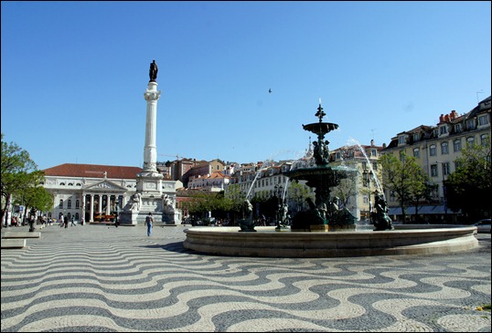 Gloria Ishizaka - Lisboa - praça do Rossio
