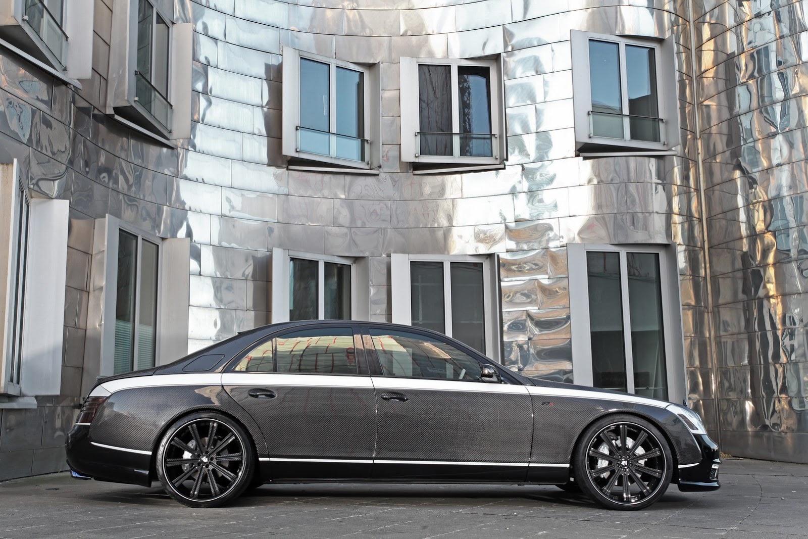 [Maybach-Knight-Luxury-3%255B2%255D.jpg]