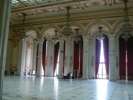 08. Sala din Palatul Parlamentului.JPG