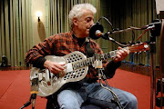 Doug MacLeod