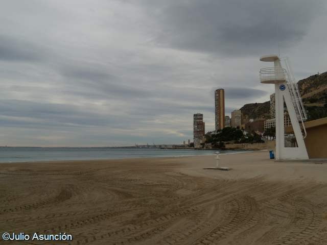 [Playa-de-la-Albufereta---Alicante3.jpg]