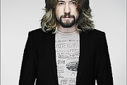Justin Lee Collins