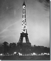 0704 publicité lumineuse Citroën sur la Tour Eiffel