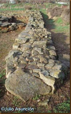 Ciudad romana de Cara - Muralla